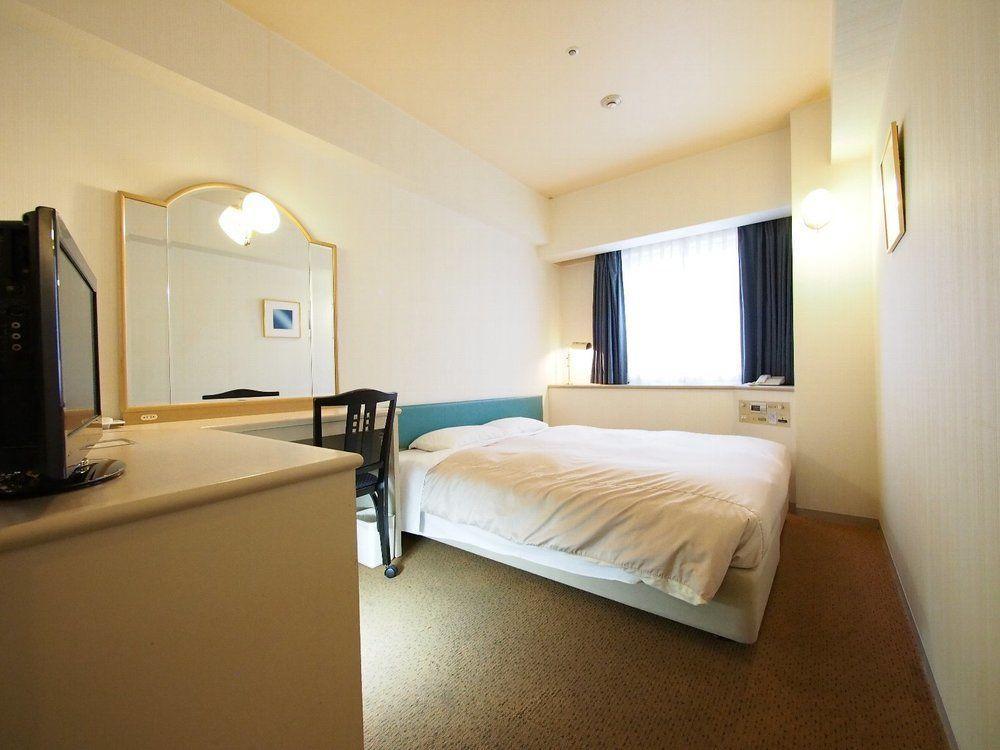 Yokohama Isezakicho Washington Hotel Exterior foto